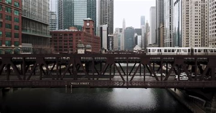 Is Chicago most dangerous city?