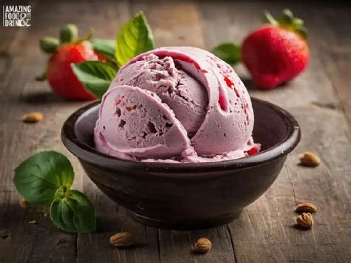 Is gelato like frozen yogurt?