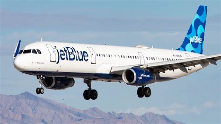 Is JetBlue part of an alliance?