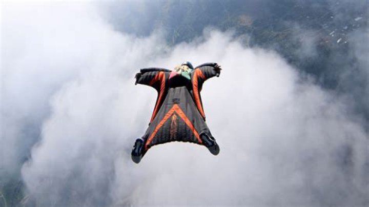 Is parasailing an extreme sport?