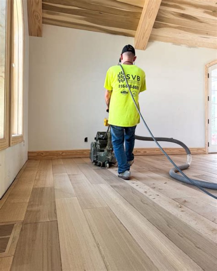Is Shark Rocket good for hardwood floors?