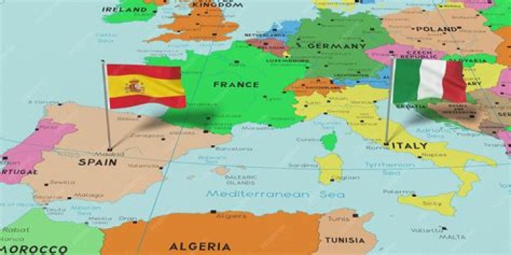 Is Spain or Italy bigger?