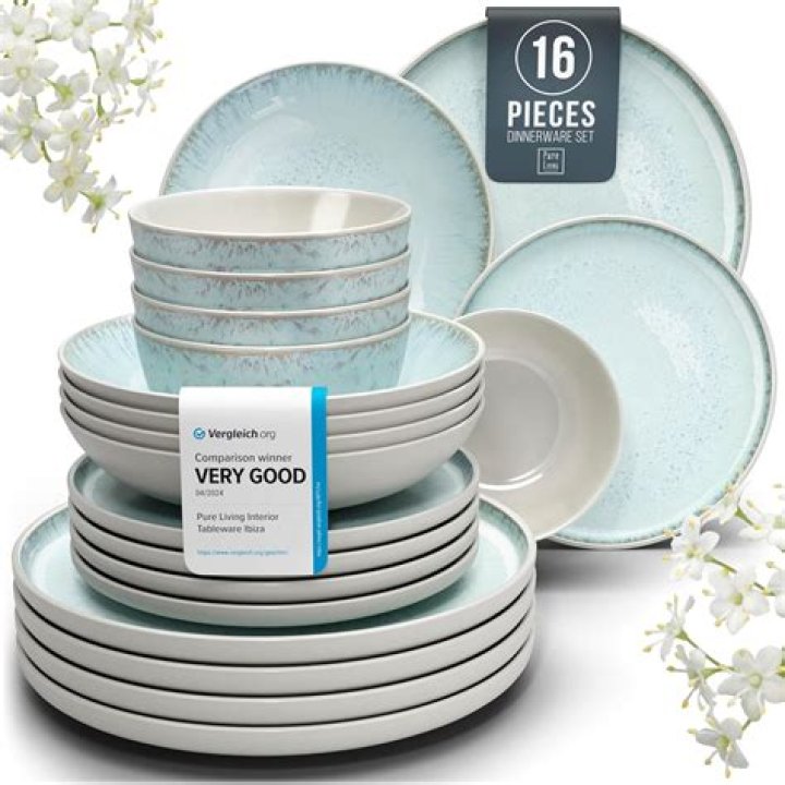 Is stoneware better than porcelain?
