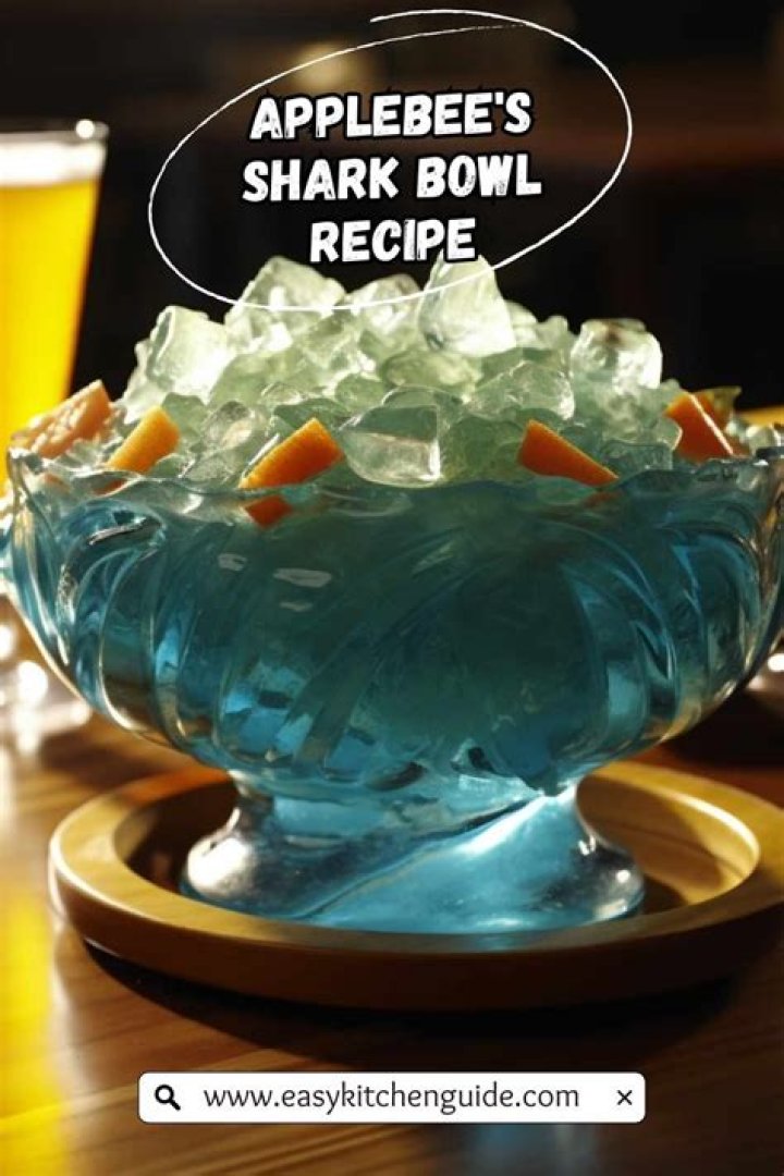 What's in Applebees shark bowl drink?