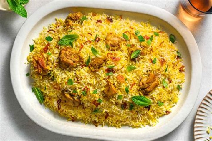 What are the spices used in biryani?