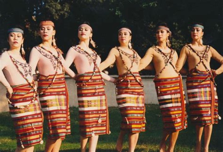 What are the types of ethnic dance?