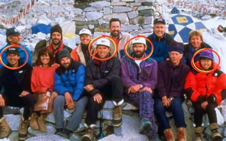What caused the 1996 Everest disaster?