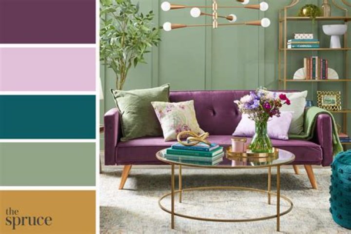 What Colours go with purple in a living room?