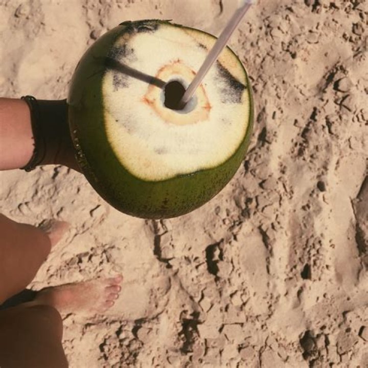 What do Panamanians eat traditionally?