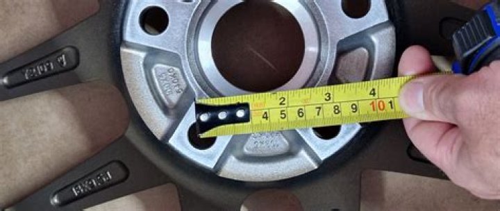 What does PCD mean in rim sizes?