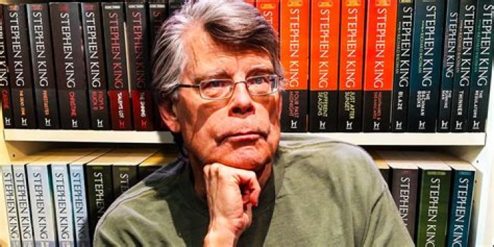 What happened to Stephen King's face?