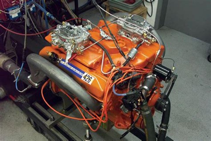 What is a 426 wedge engine?