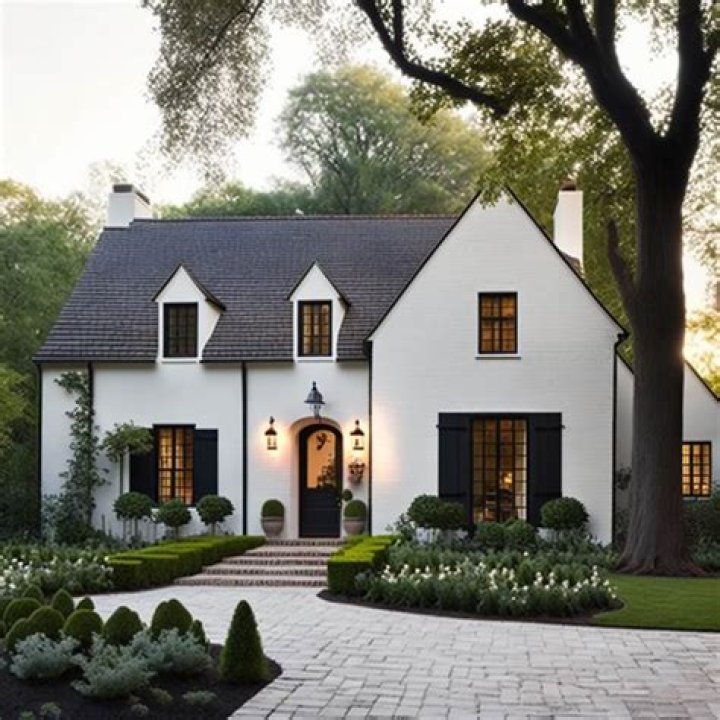 What is a cottage home?