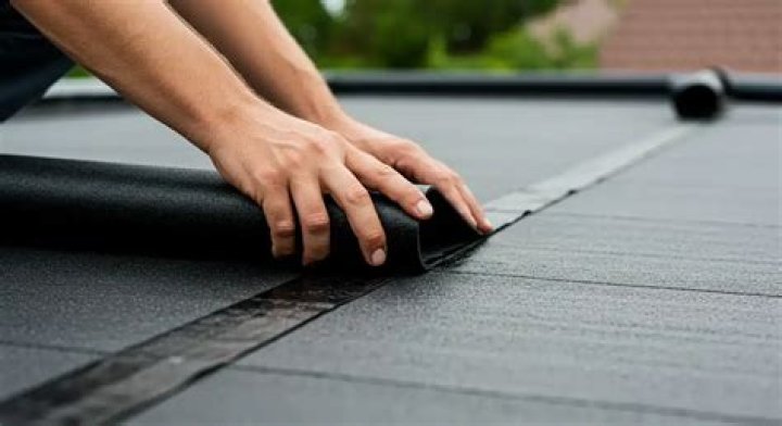 What is a rubber roof made of?