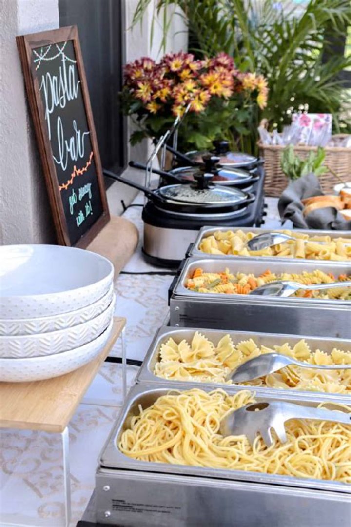 What is a station buffet?