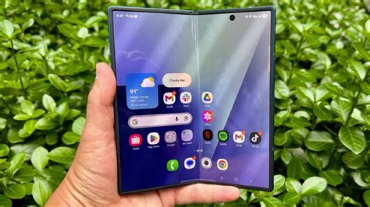 What is an Asus zenfone?