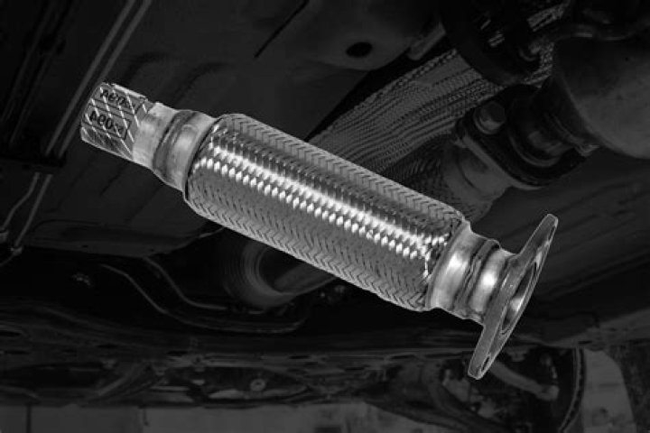 What is an exhaust flex pipe?