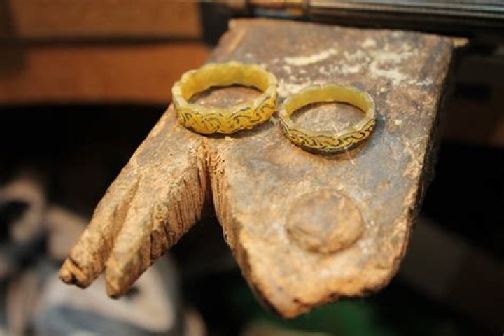 What is casting in jewelry?