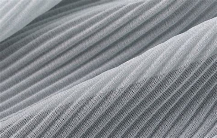 What is crinkle fabric?