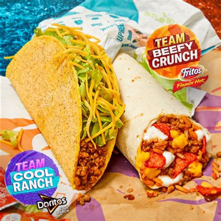 What is in a Taco Bell Beefy Frito burrito?
