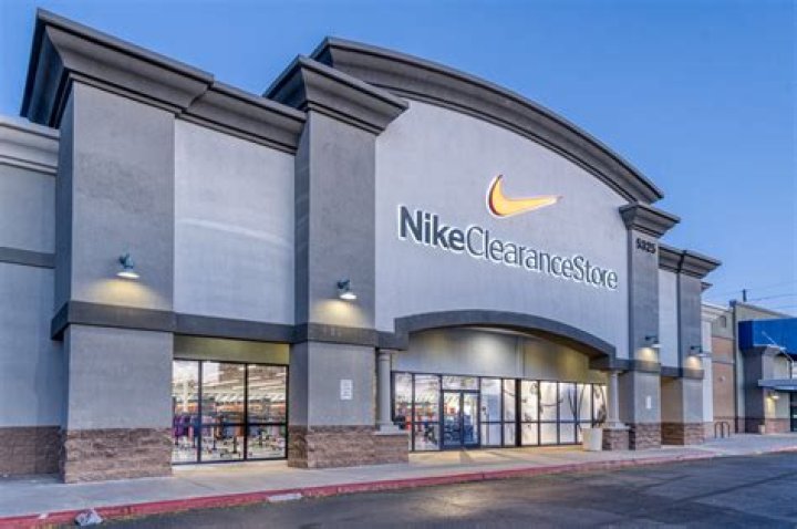 What is Nike a cold wall?