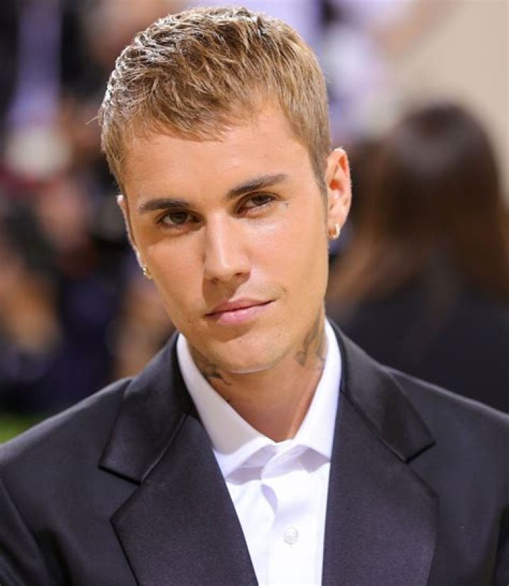 What is the real age of Justin Bieber?