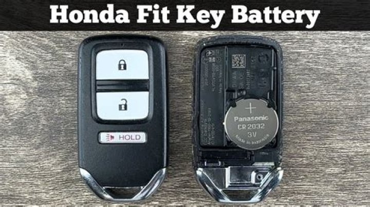 What type of battery does a Honda key fob take?