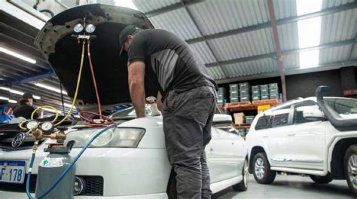What type of refrigerant does my car use?