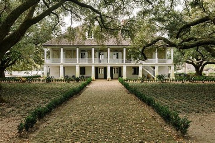 What was the largest plantation in Mississippi?