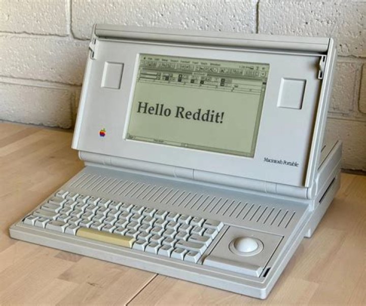 When was Apple Macintosh introduced?