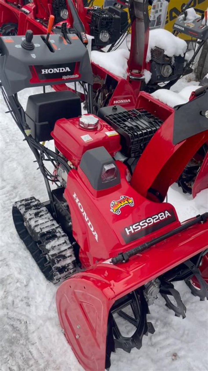When were snowblowers invented? | ContextResponse.com