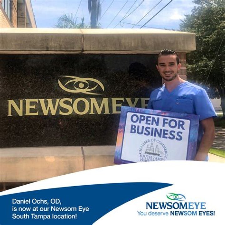 Where can I get an eye exam without insurance?