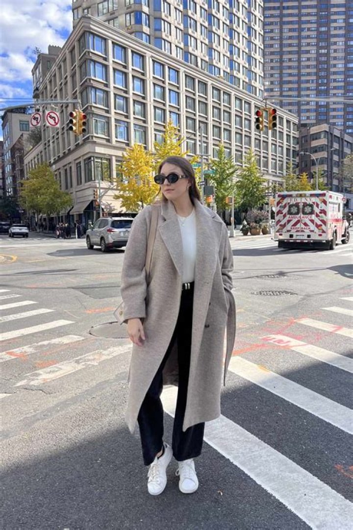 Where can I sell men's clothes in NYC?