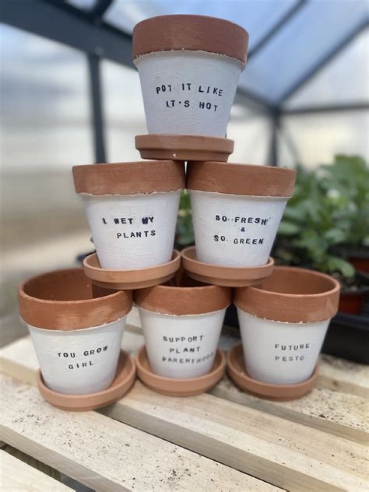 Where do you put flower pots?