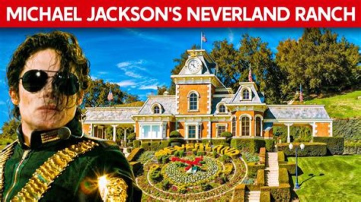 Where is the Michael Jackson statue?