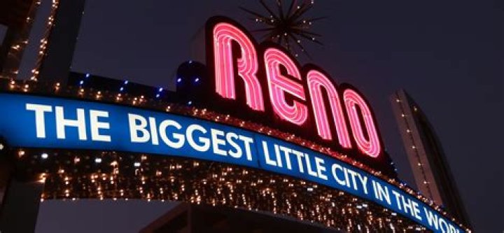 Which is better Lake Tahoe or Reno?