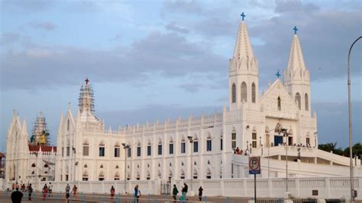 Which is largest church in India?