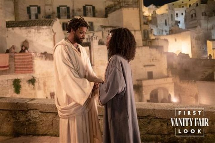 Who ends up with Maria in the book of life?
