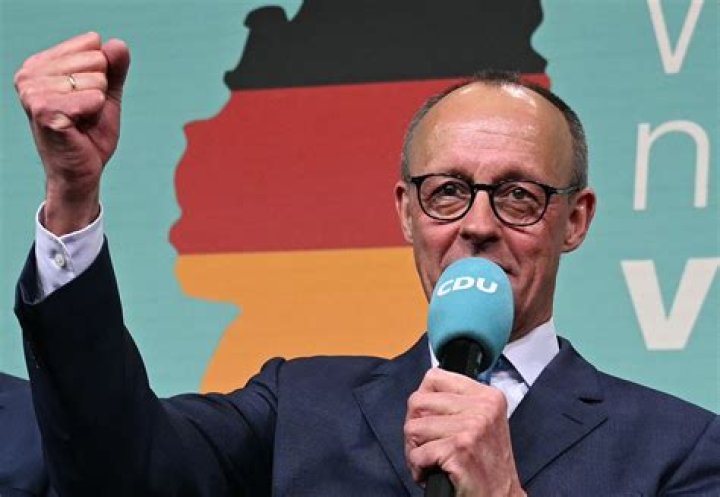 Who has more power in Germany chancellor or president?