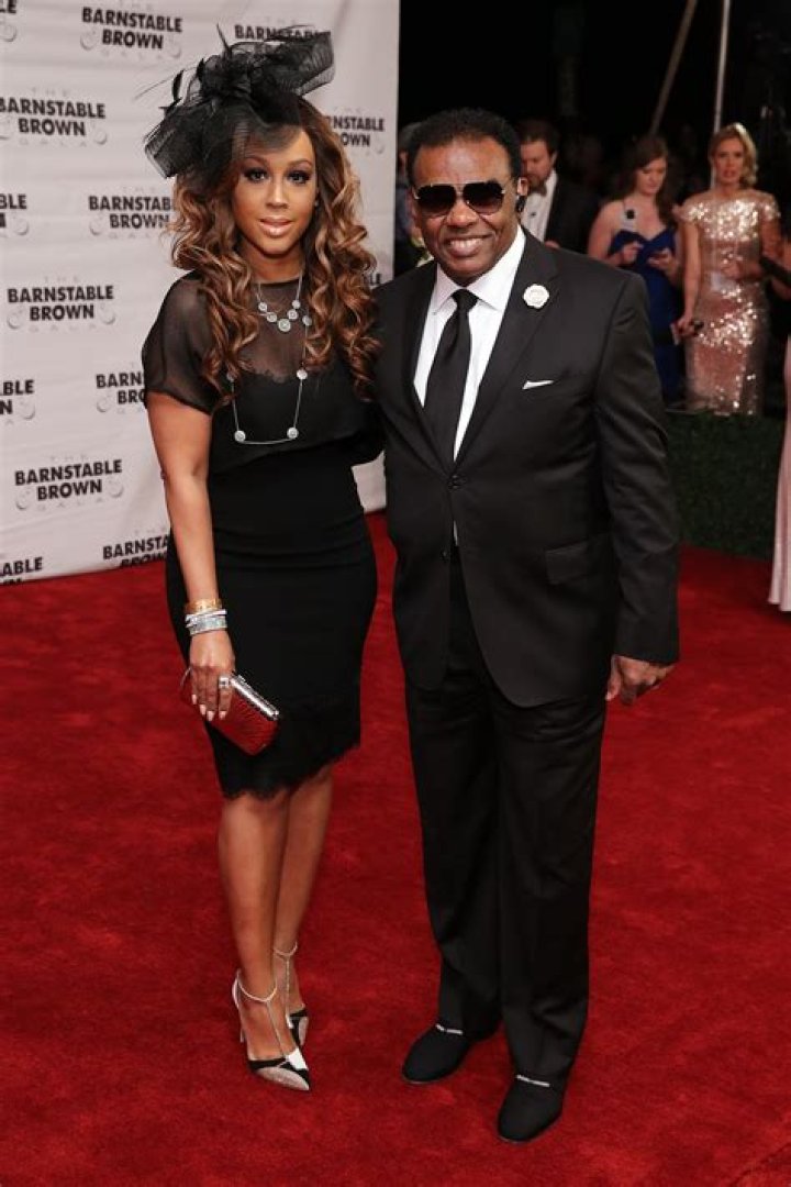 Who is Ronald Isley wife?
