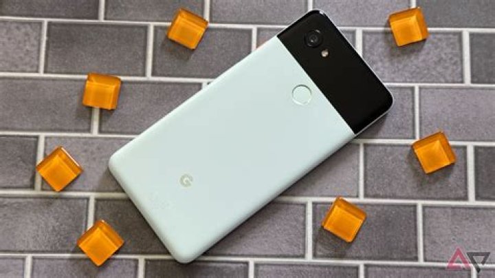 Who makes the Google pixel 2?