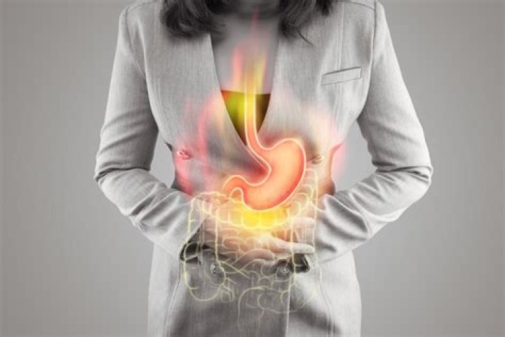 Why do I get heartburn when I drink alcohol?