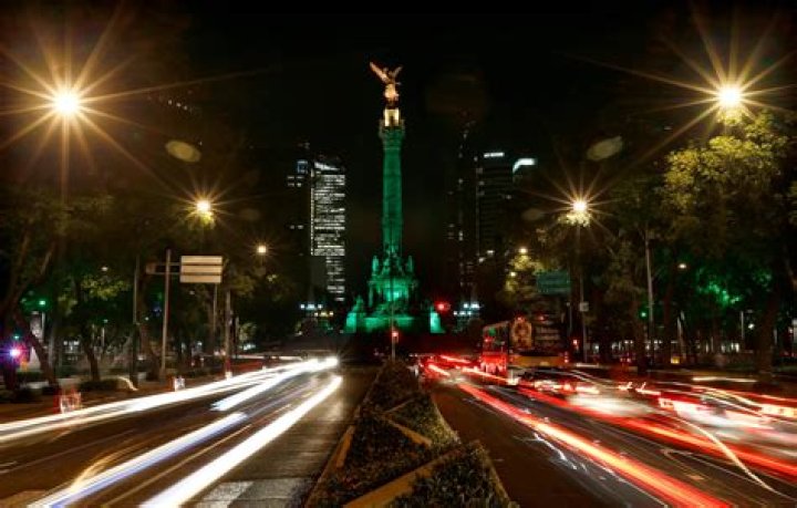 Why is Mexico City sinking inches per year?